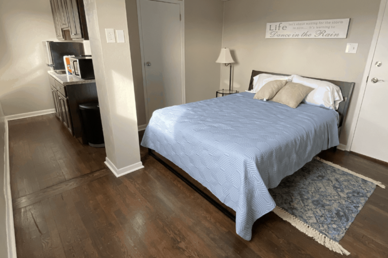 Renaissance Studio 768x512