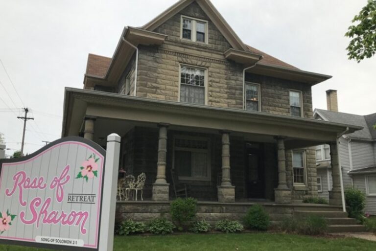 RoseOfSharon 768x513