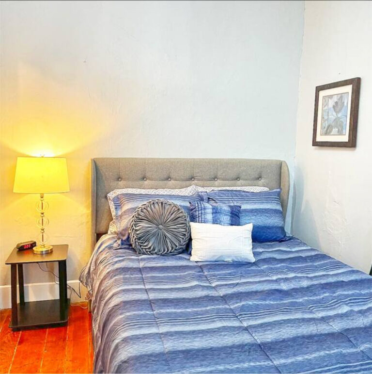 kingcharlies9 768x771