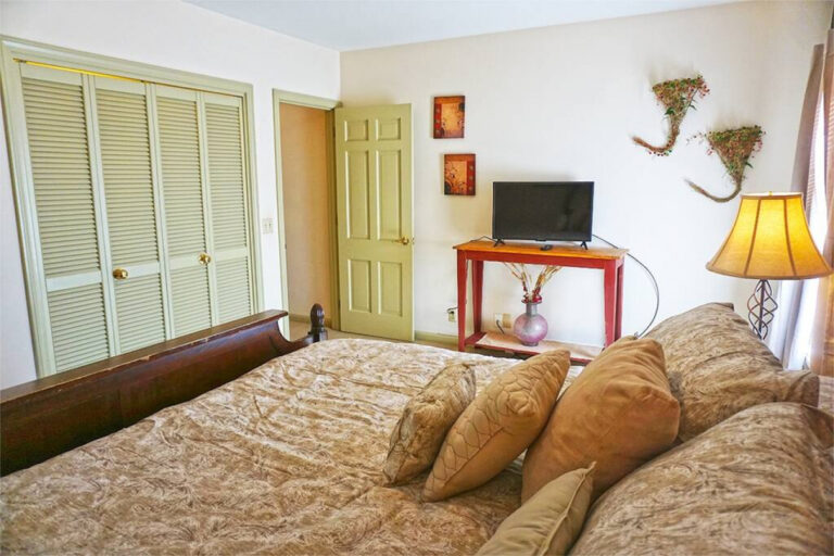 roscoeretreat2 768x512